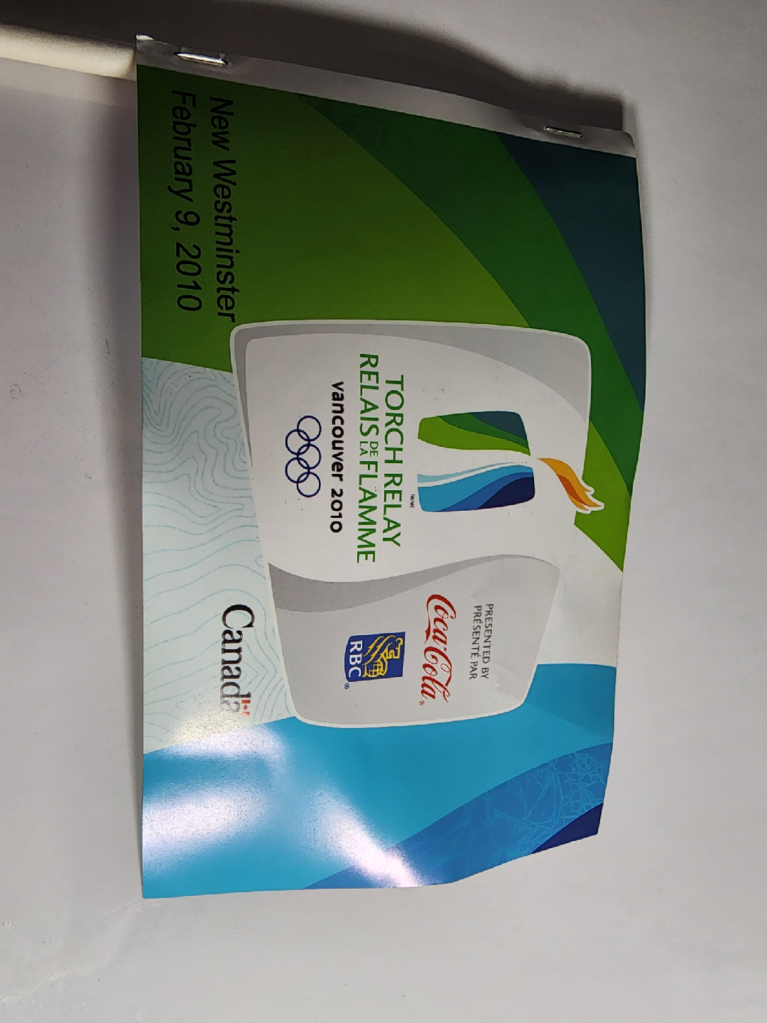Vancouver 2010 Olympics Torch Relay Flag - photo 3