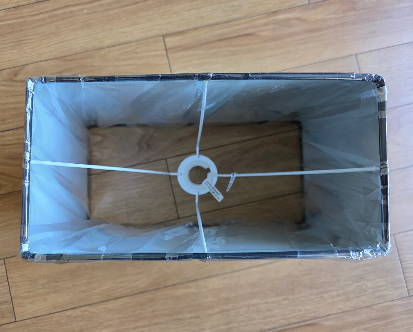 Brand New Trapeze Shape Black Lampshade image indicator(4)