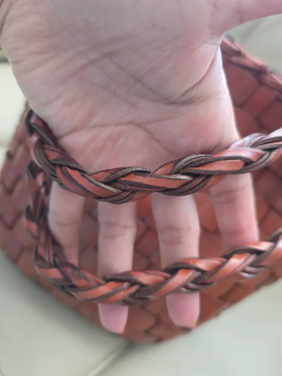 Brown Woven Tote Bag image indicator(4)