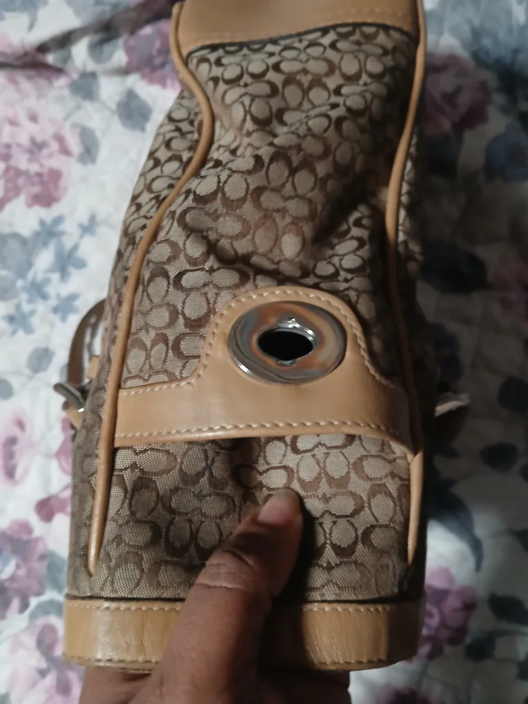 Coach Signature Brown Tote Bag image indicator(2)