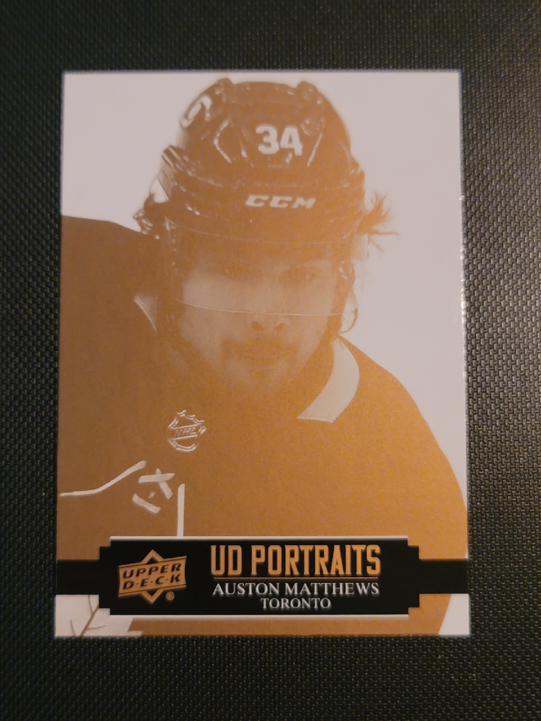 Auston Matthews UD Portraits Hockey Card