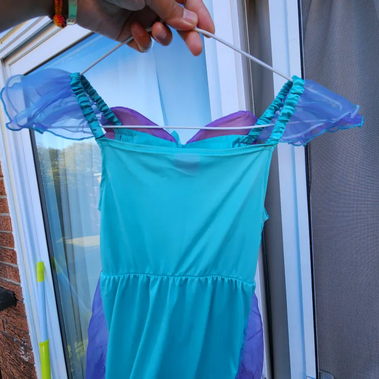 Disney's Little Mermaid Ariel Costume image indicator(2)