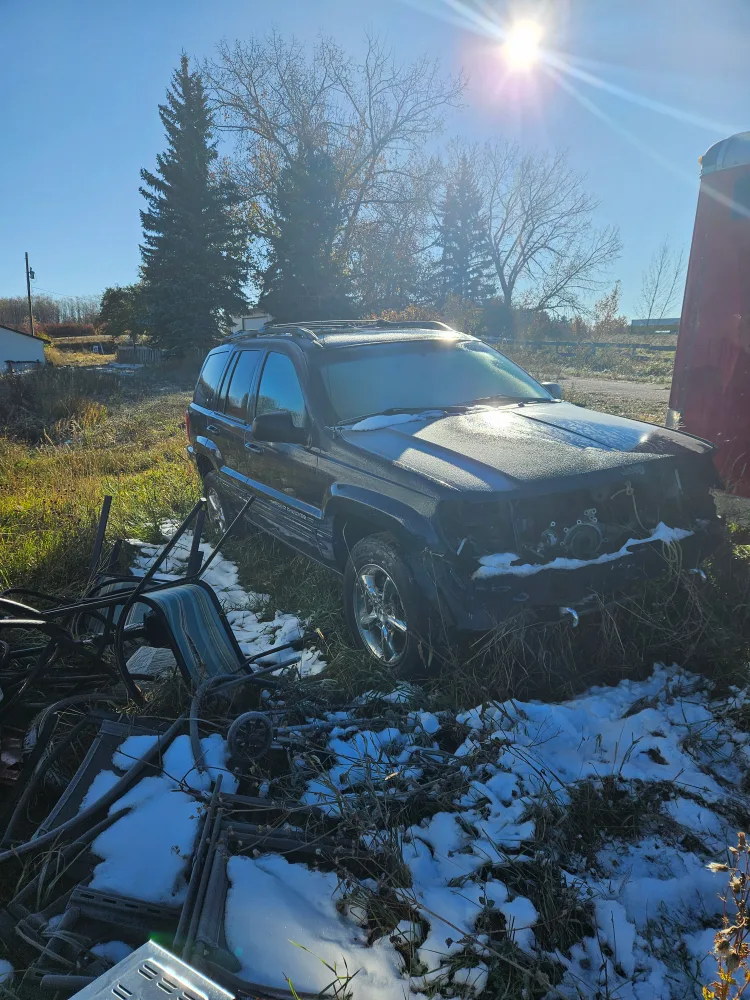 Jeep Grand Cherokee - Parts or Repair thumbnail
