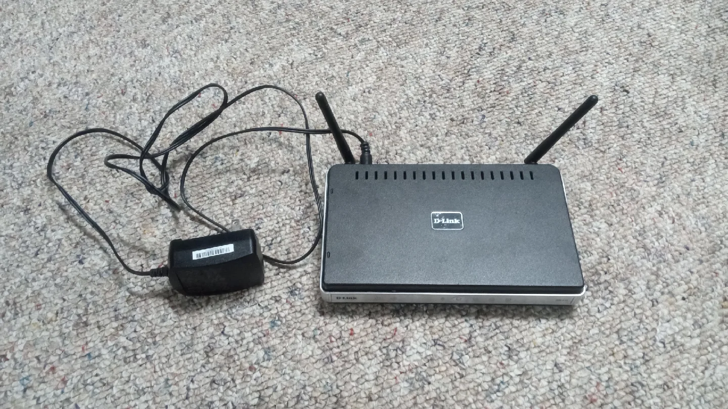 D-Link Router with Power Adapter image indicator(2)