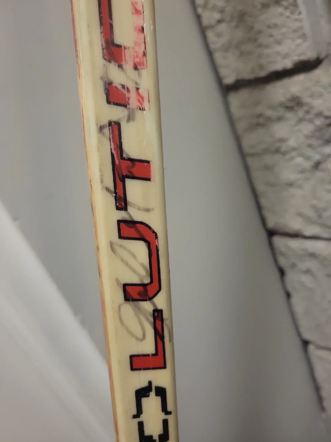 1995 London Knights Team Signed Hockey Stick image indicator(6)