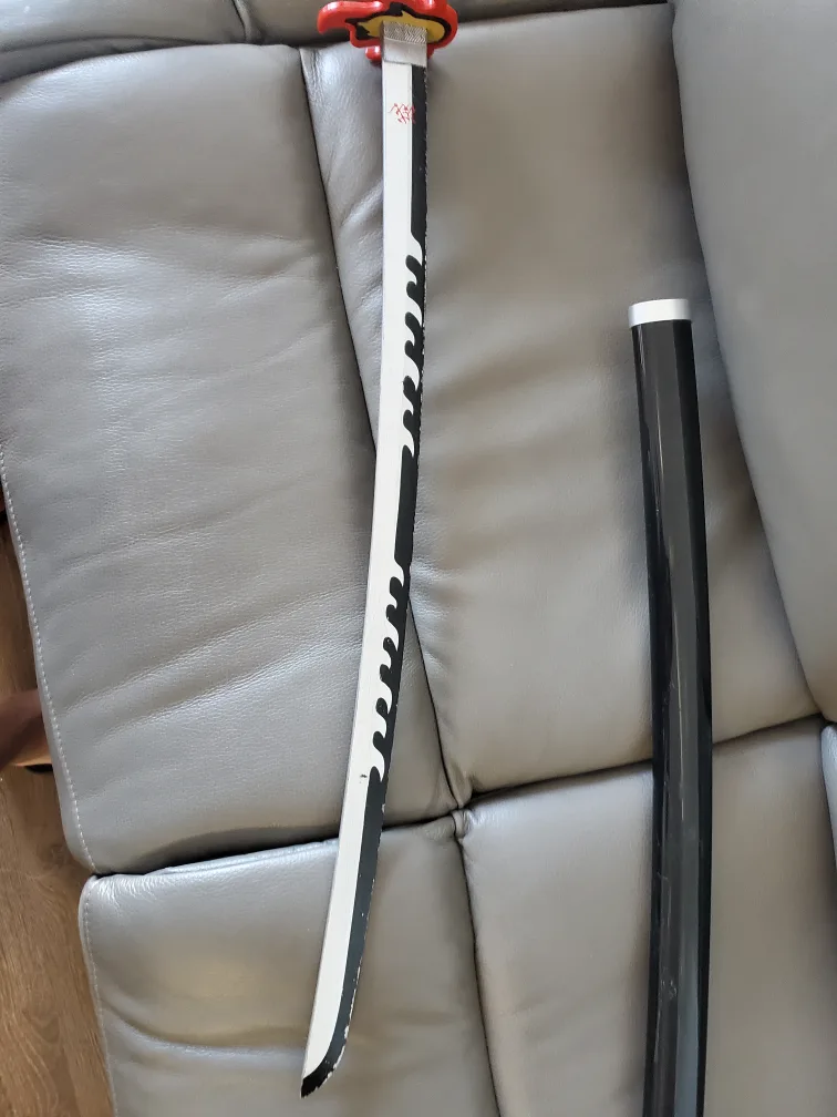 WOODEN tanjiro Katana Sword Replica image indicator(2)