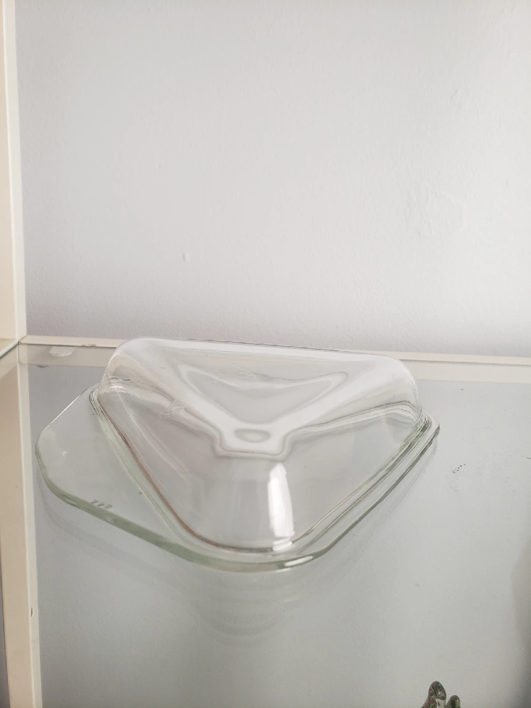 Vintage Pyrex Butterfly Gold Loaf Pan with Lid - photo 5