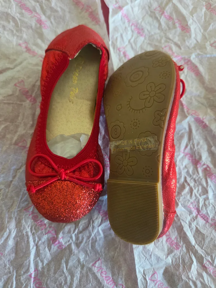 Dream Pairs Red Glitter Ballet Flats - Size 8 image indicator(2)