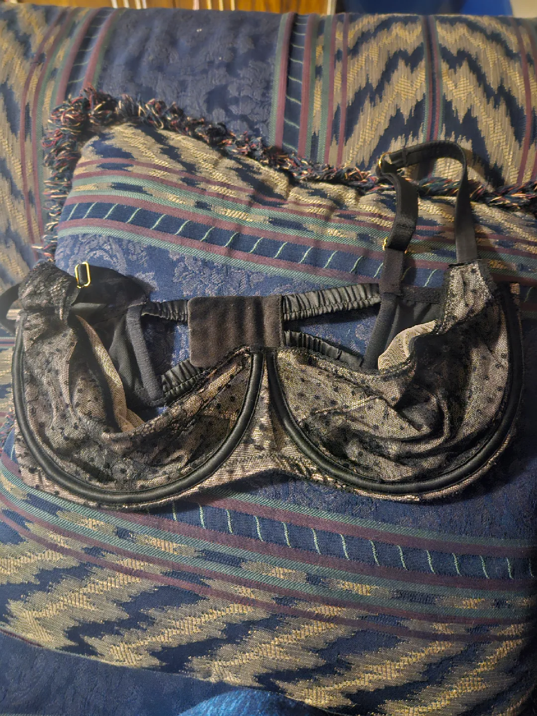 Victoria's Secret Unlined Balconet Bra 36DDD thumbnail