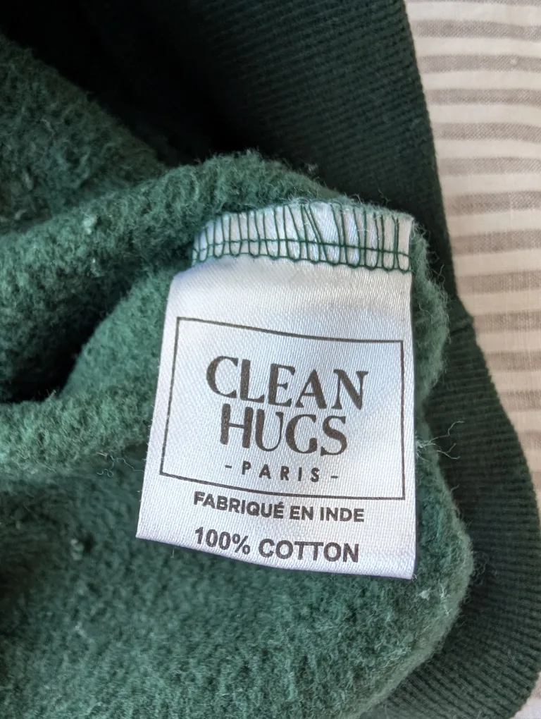 Clean Hugs Paris 'Fière Allure' XS Green Sweater image indicator(2)