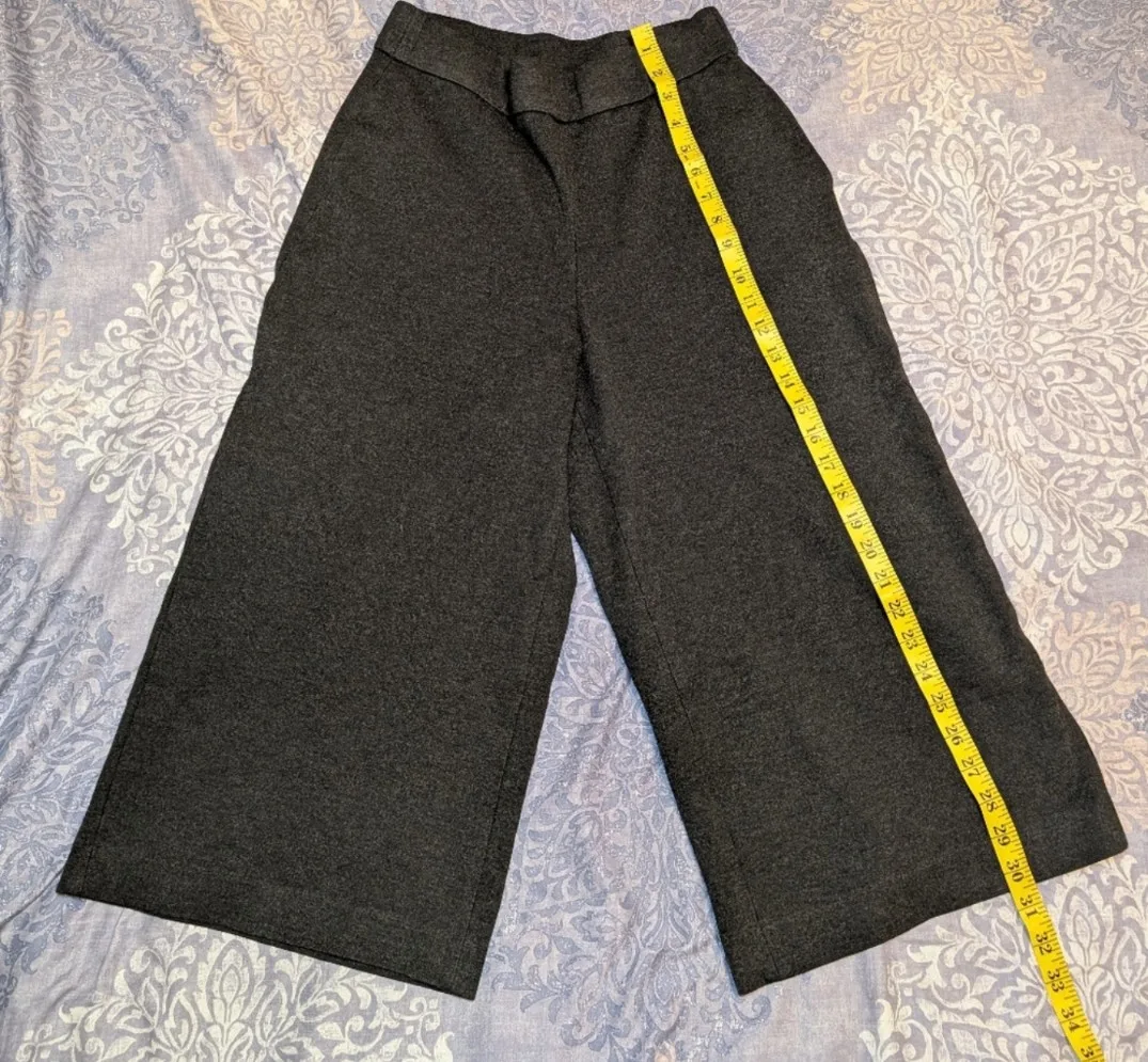 Amber & Grace Grey Wide Leg Pants - Size M image indicator(8)