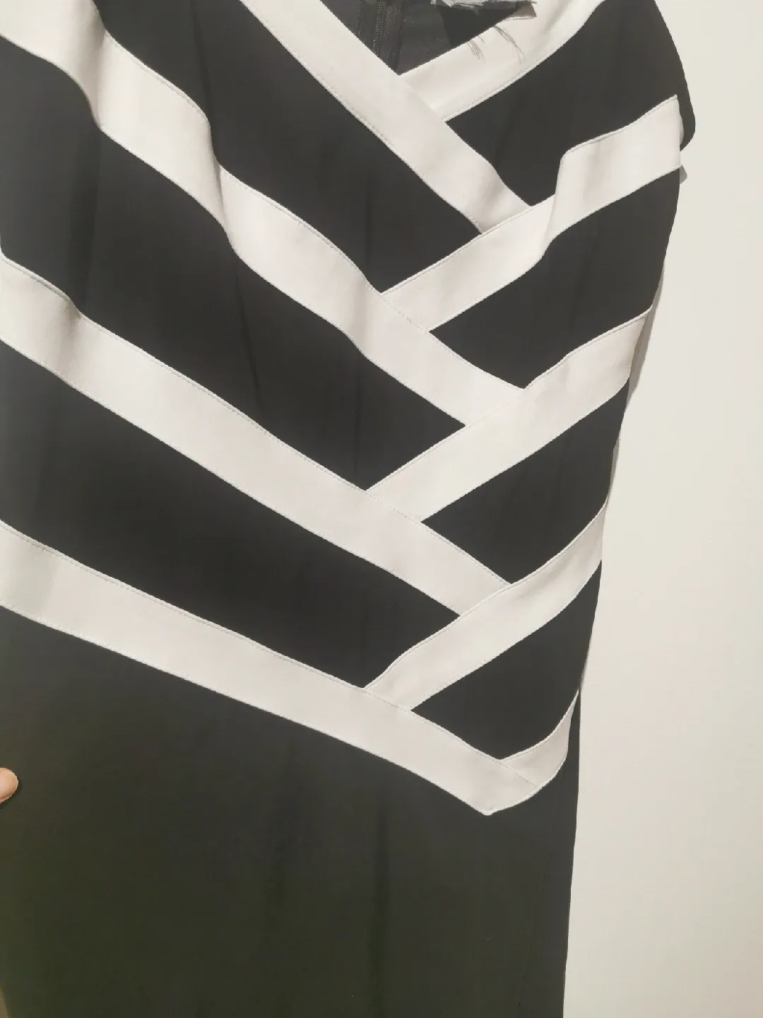 Joseph Ribkoff Black & White Dress s10 image indicator(4)