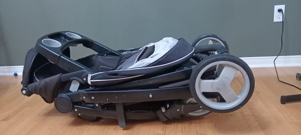 Graco Stroller - Black image indicator(3)