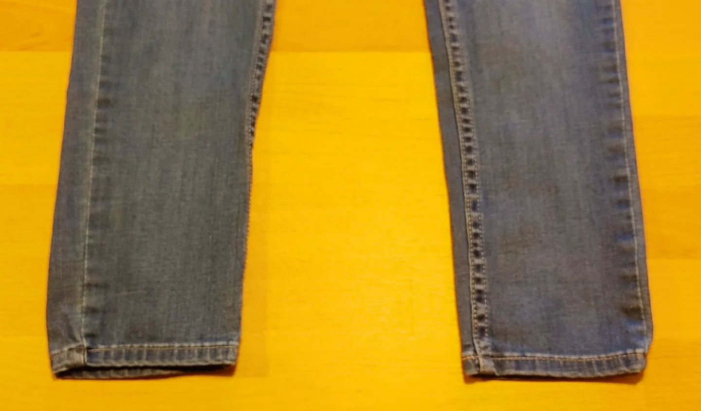 Levi's 535 Super Skinny Jeans - Size 30 image indicator(4)