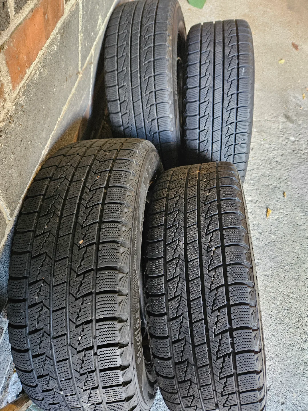 Honda civic, accord winter tires and rims. 215/60/16, 5 x 114.3 image indicator(10)
