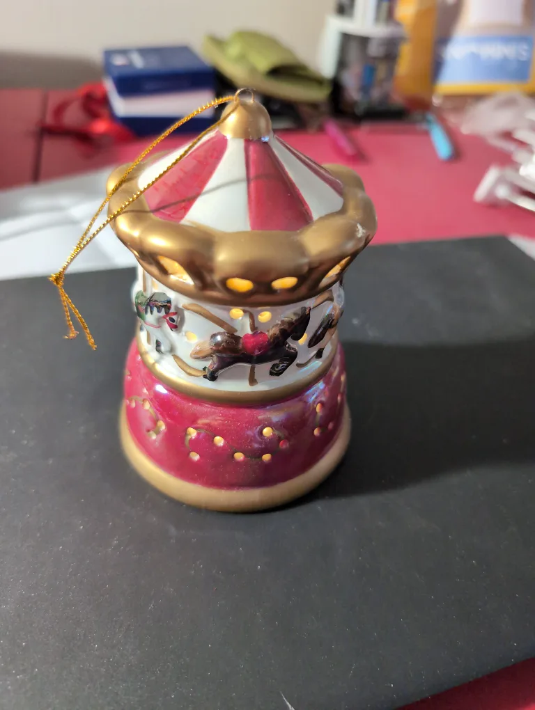 Carousel Ornament with Lights image indicator(3)