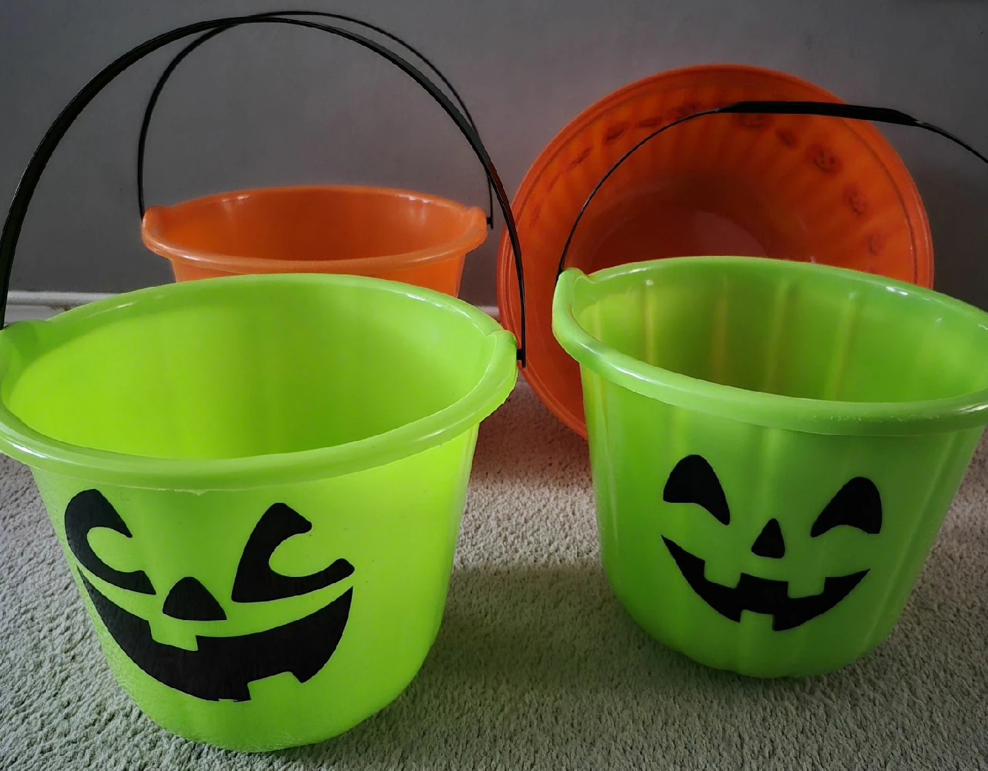 Halloween Candy Buckets and bowel- Green and Orange - photo 5