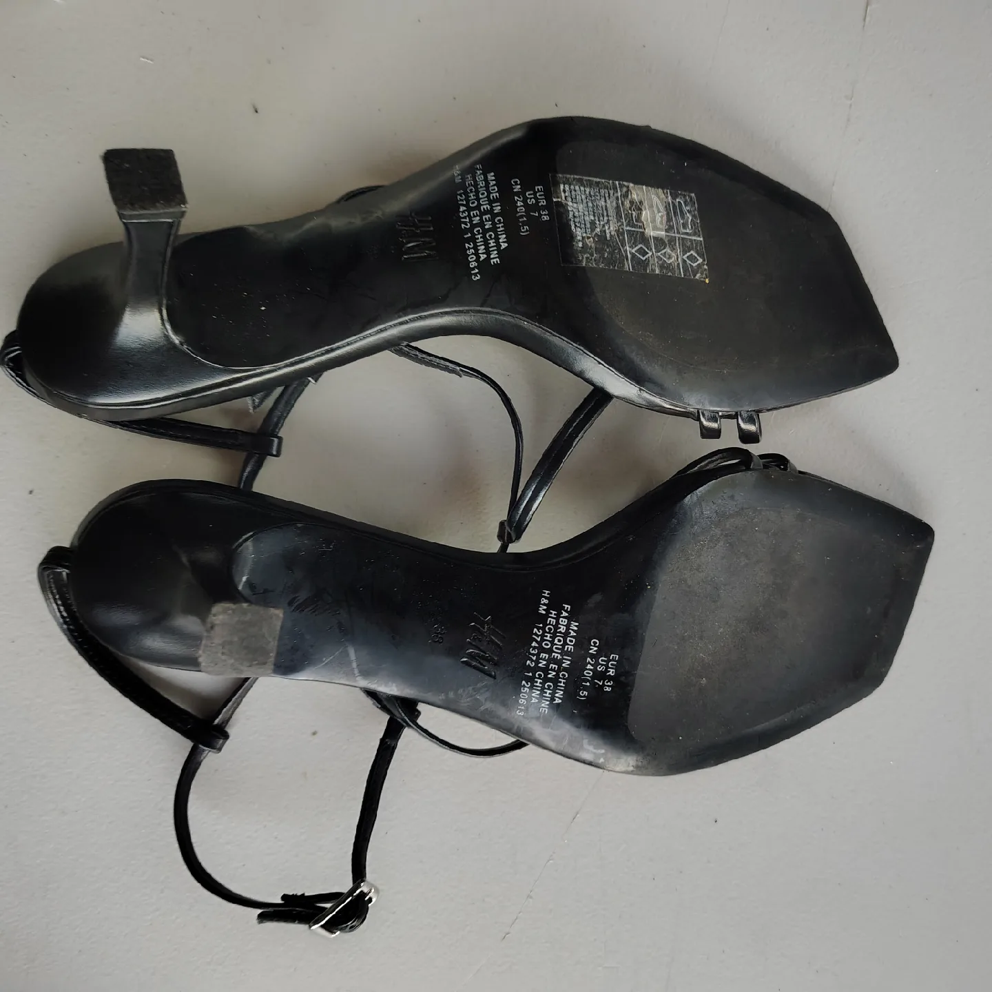 H&M Black Heels - Size US 7 image indicator(5)