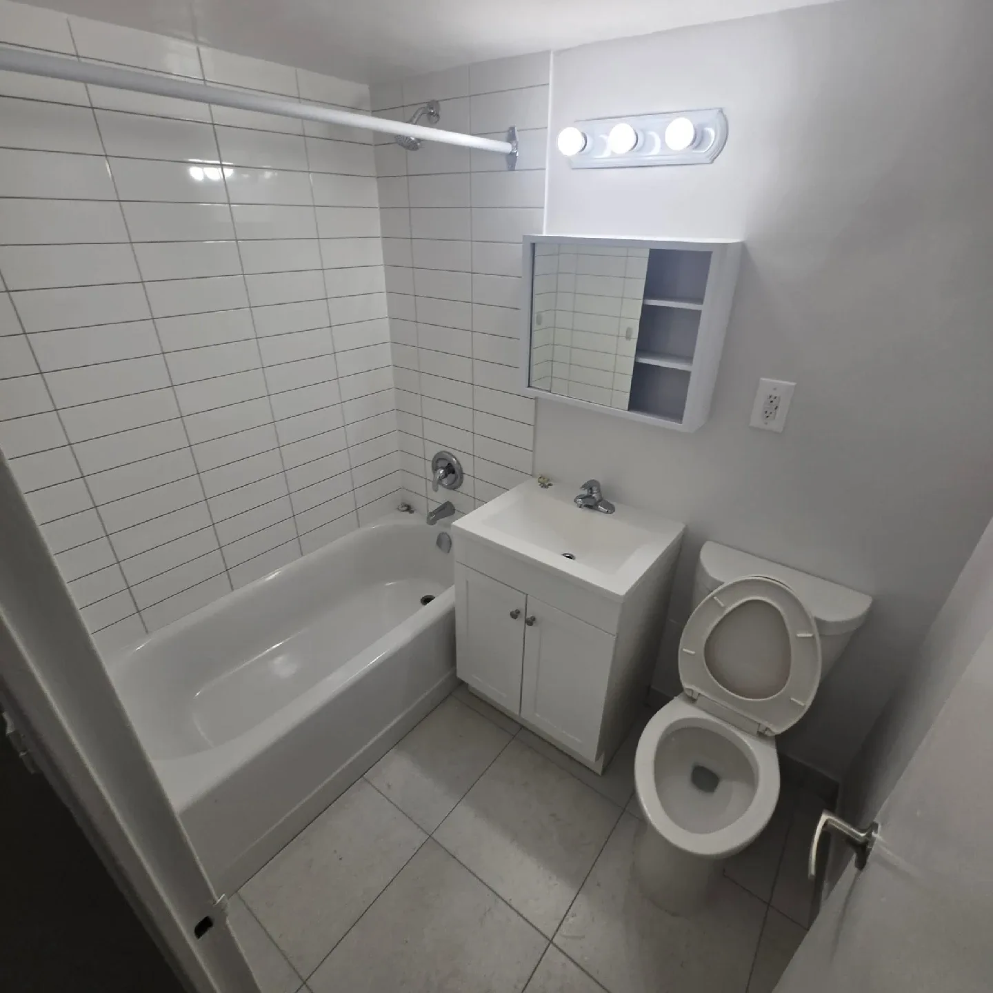 📢 Lease Takeover – 1 Bedroom Apartment (Available Immediately!) image indicator(3)