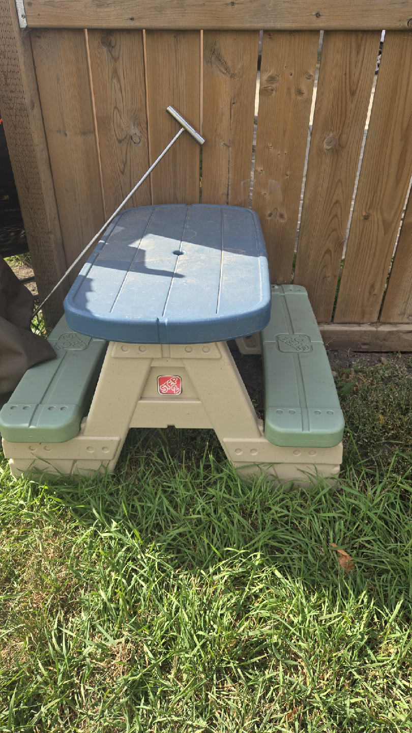 Step2 Picnic Table for Kids