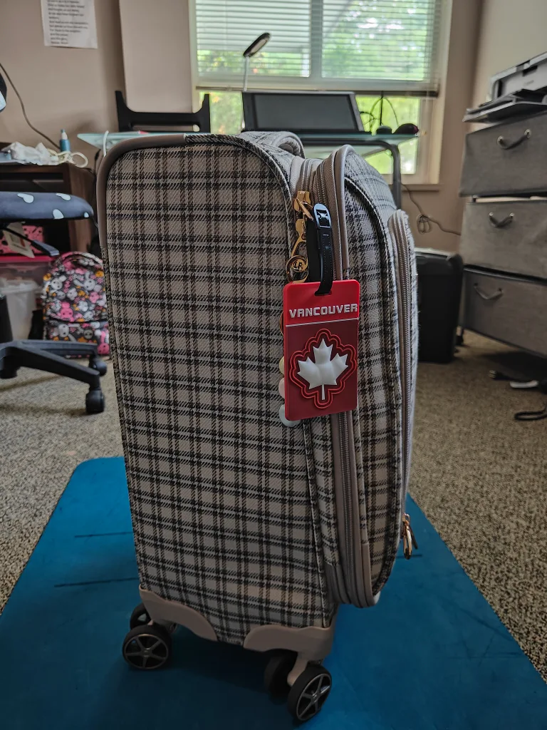 London Fog Plaid Carry-On Suitcase image indicator(4)
