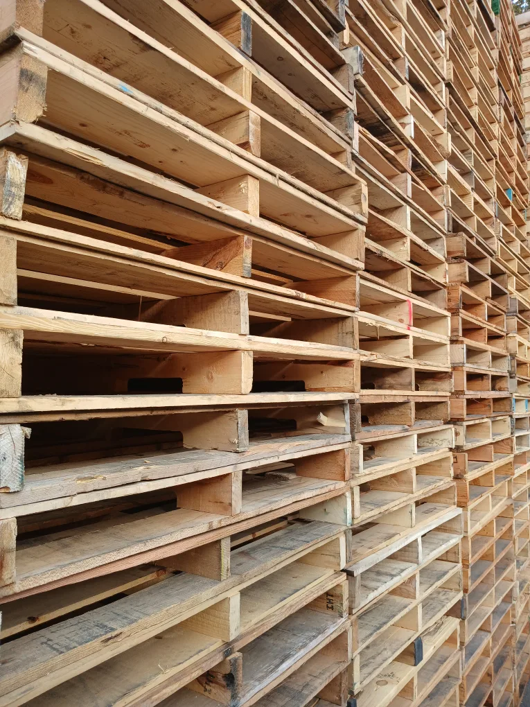 gread one pallets sale only 10$ pr piece image indicator(2)