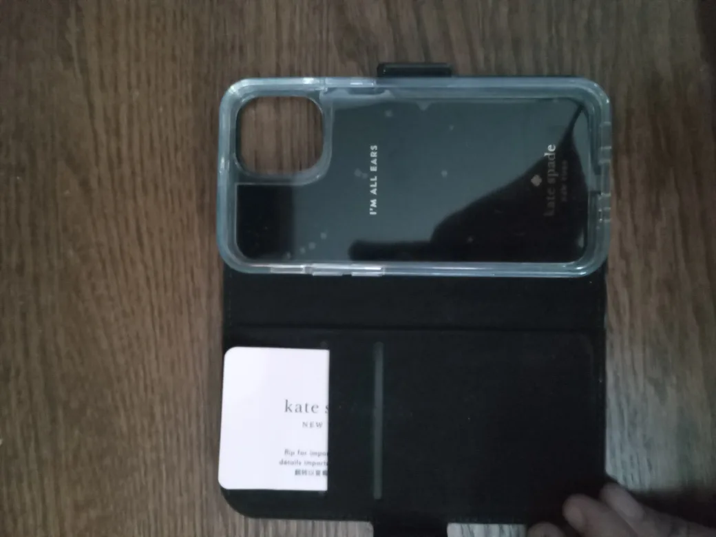 Kate Spade iPhone Case - Like New image indicator(4)