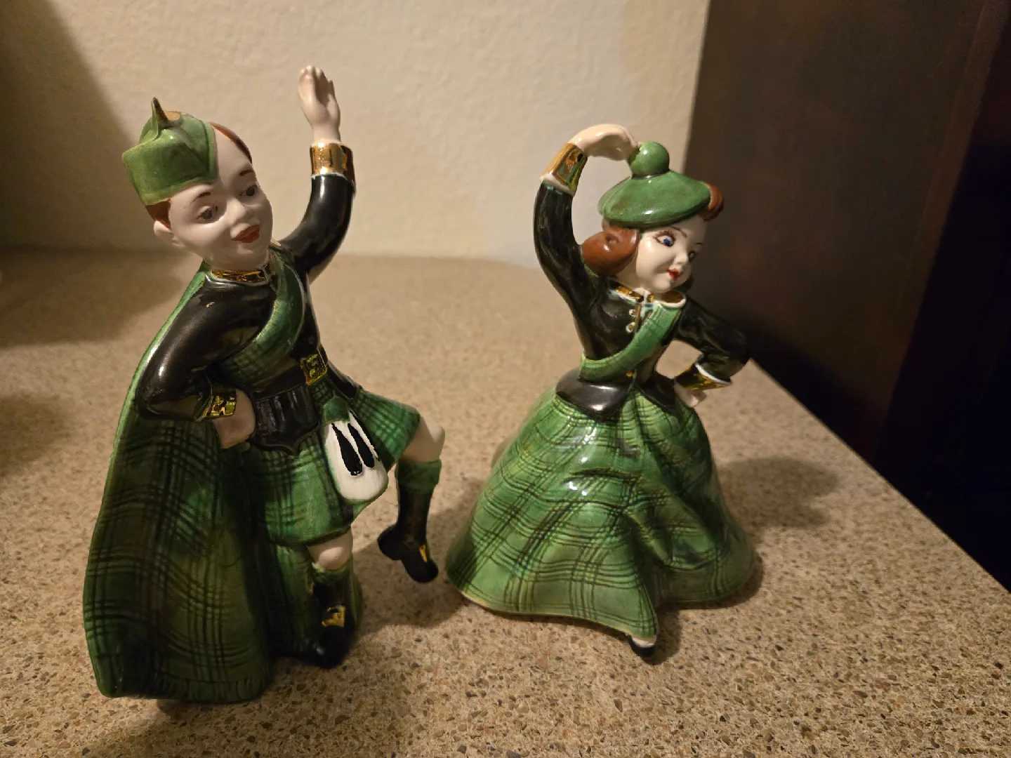 Vintage Scottish Dancers Figurines thumbnail