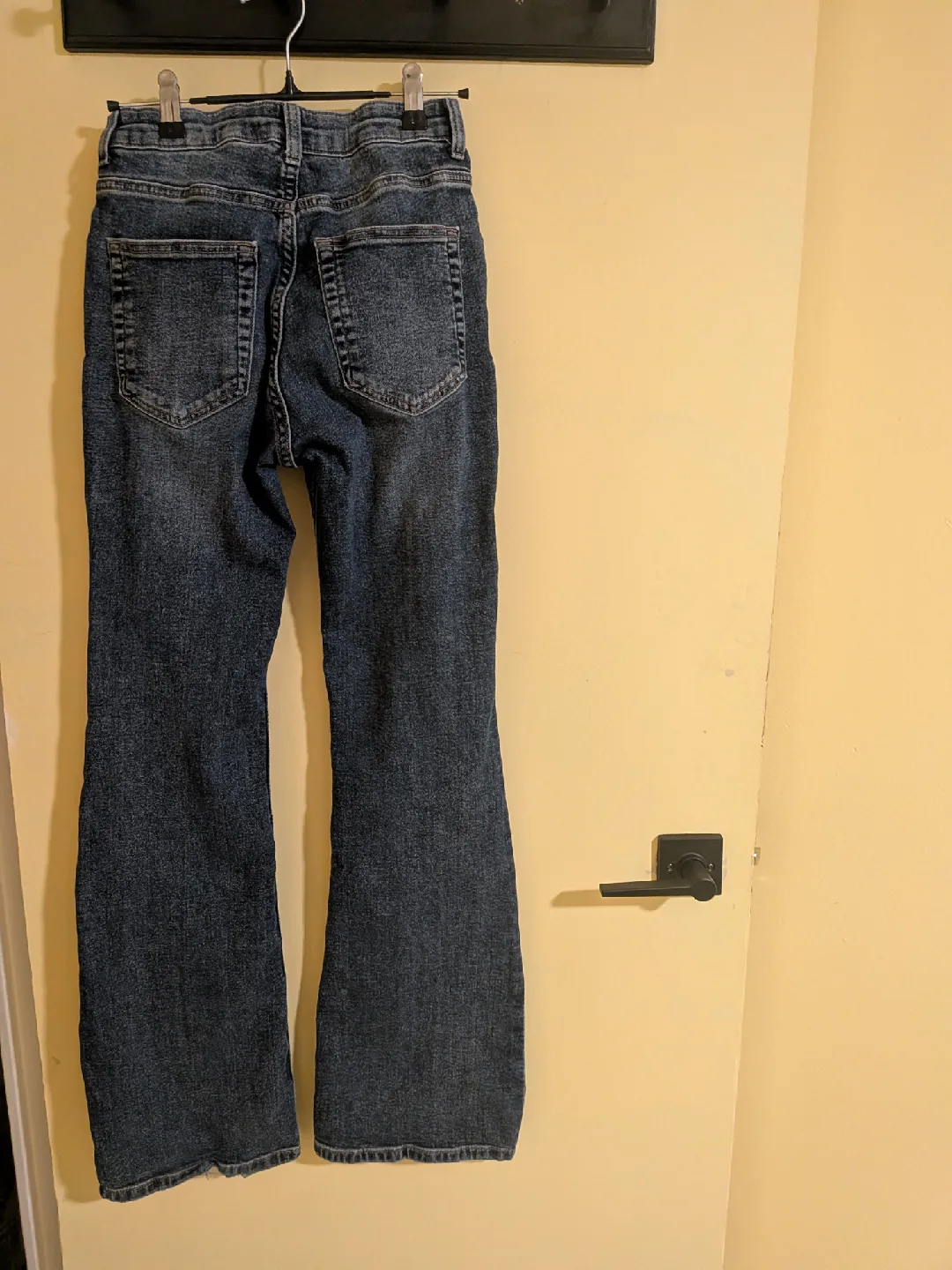 H&M divided flared jeans - Size 6 image indicator(3)