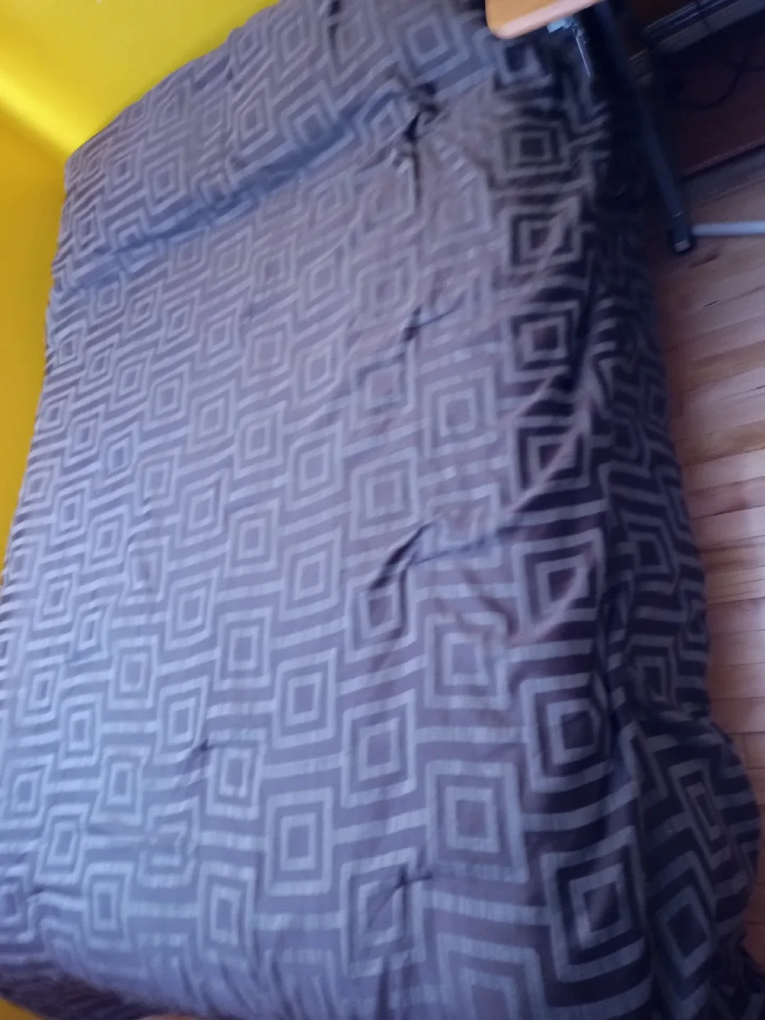 Double comforter image indicator(3)