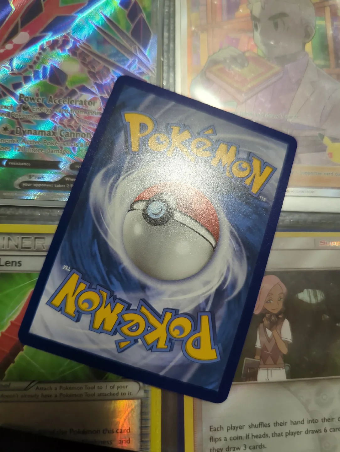 Meowth VMAX Pokemon Card - G-Max Gold Rush image indicator(2)