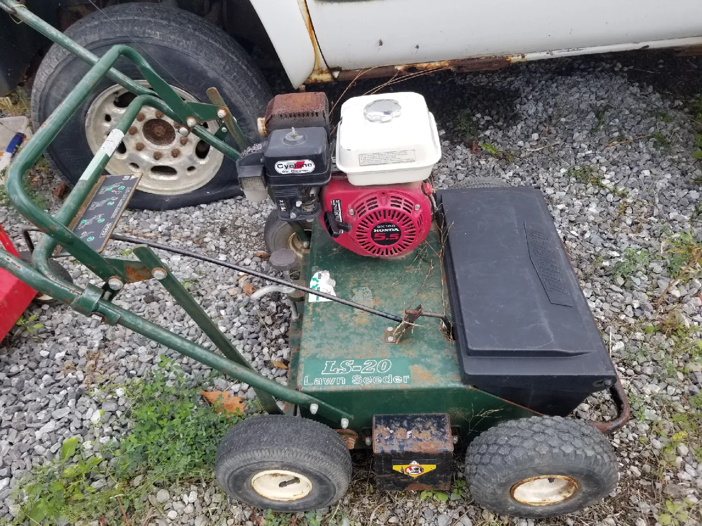 Turfco LS-20 Lawn Seeder image indicator(2)