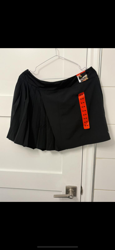 New Costco Black Skort - Size M/M