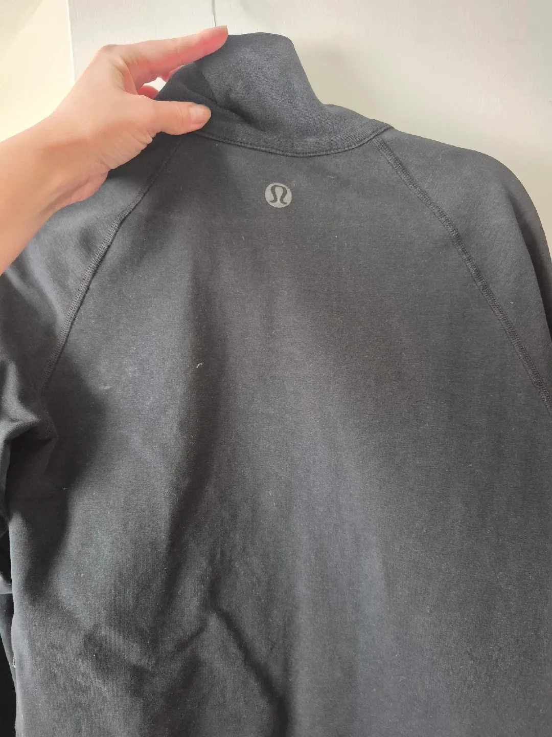 Lululemon Black Jacket image indicator(3)