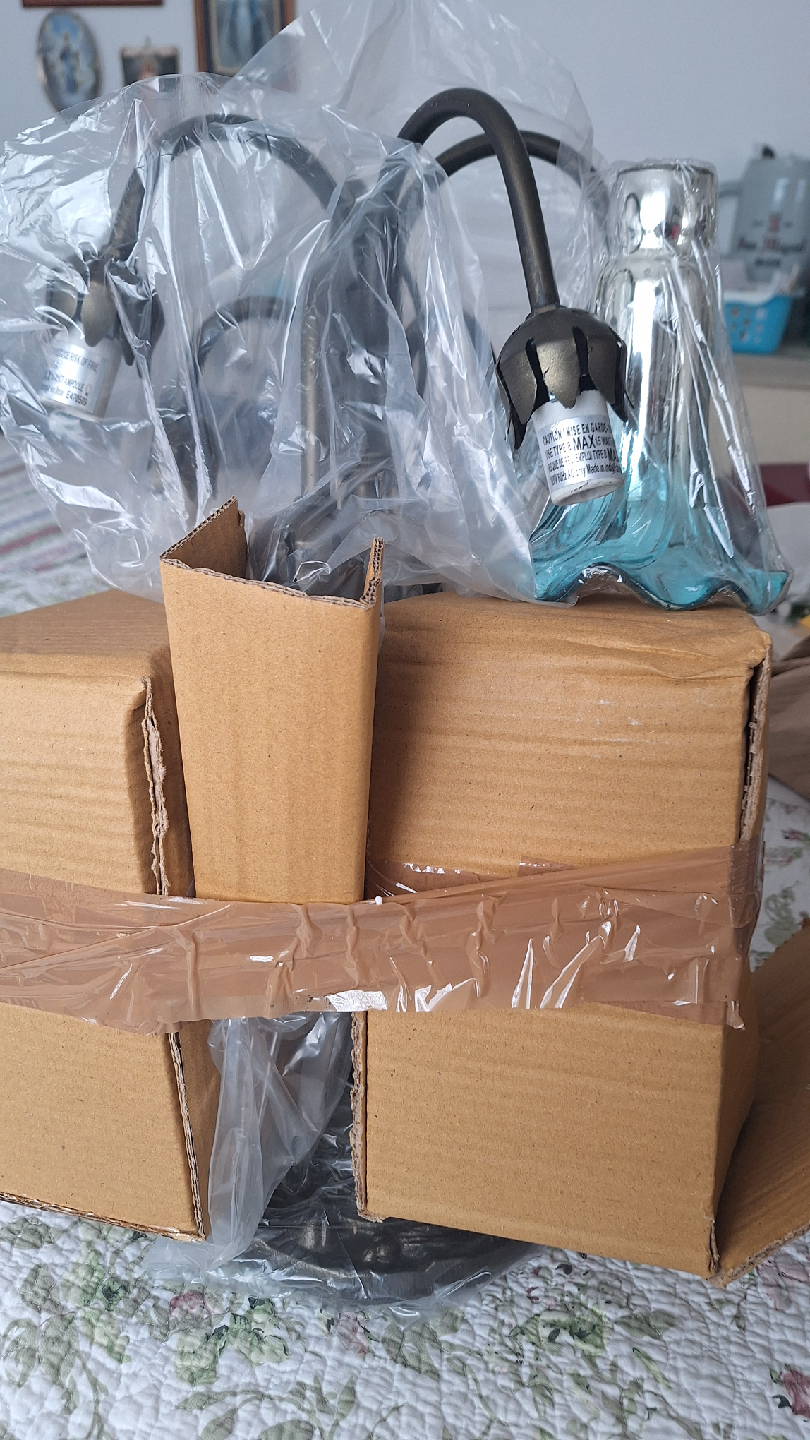 New Table Lamp with Blue Glass Shades - photo 2