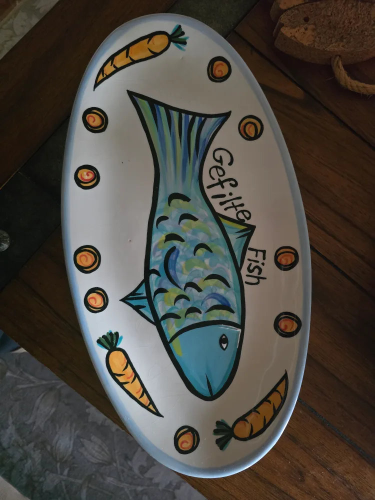 Assorted Home Decor Items image indicator(2)