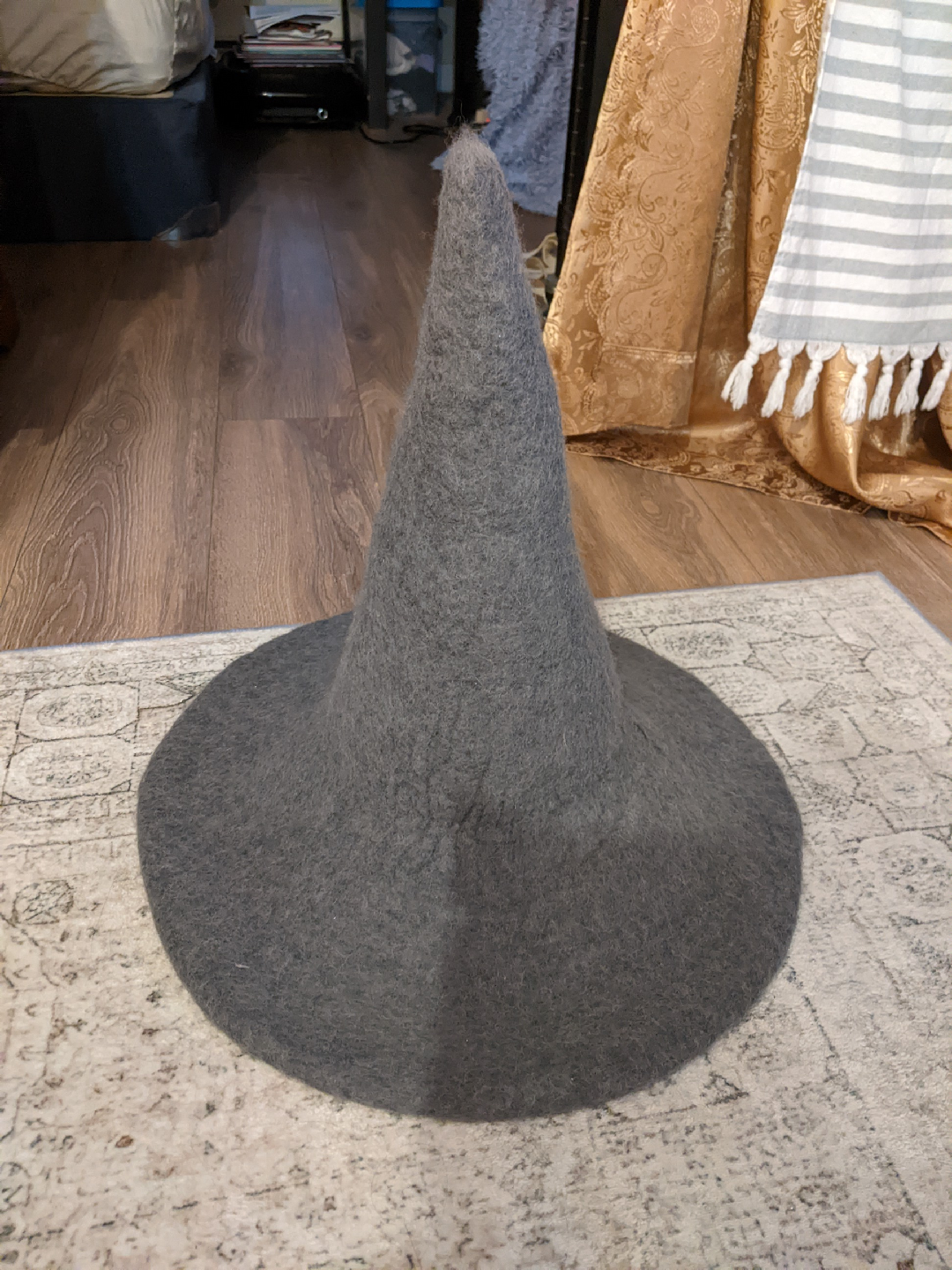 Leonardo Carbone Wool Witch or Wizard Hat - Grey