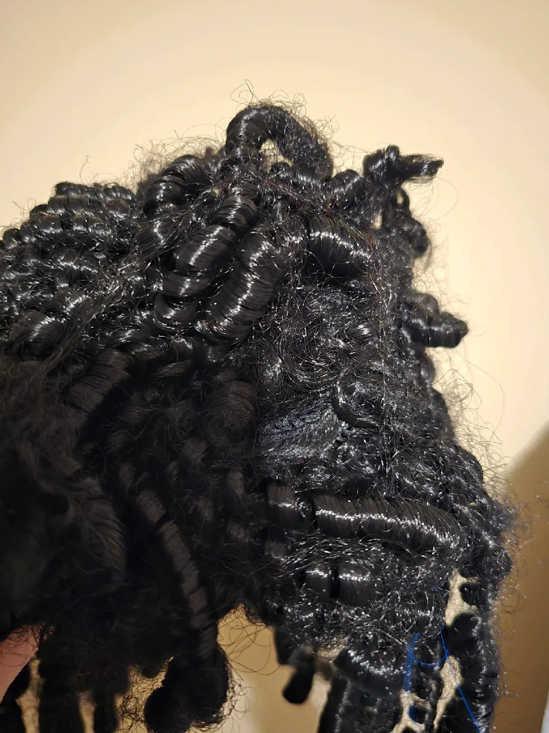 Curly Black Wig for Halloween image indicator(3)