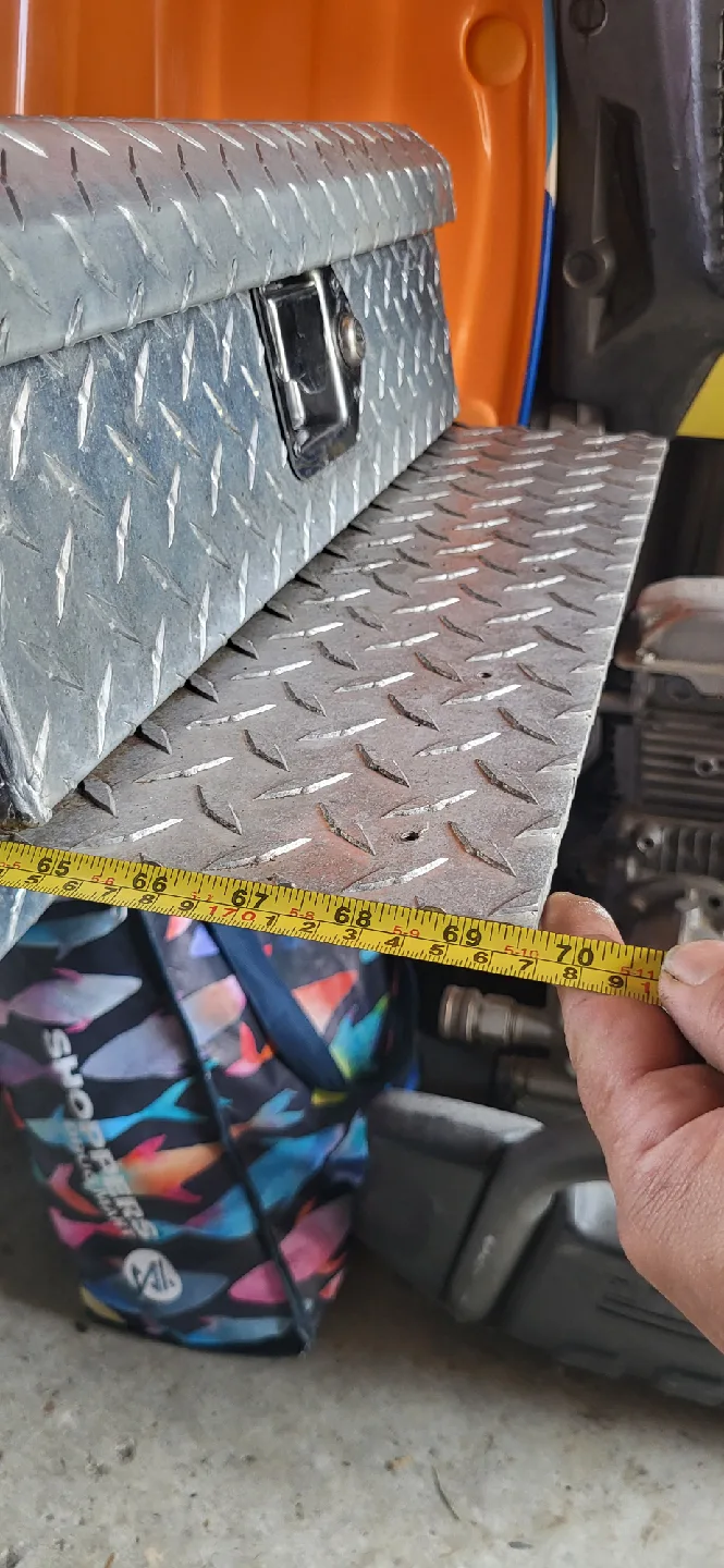 Delta Aluminum Truck Bed Tool Box - Silver image indicator(8)