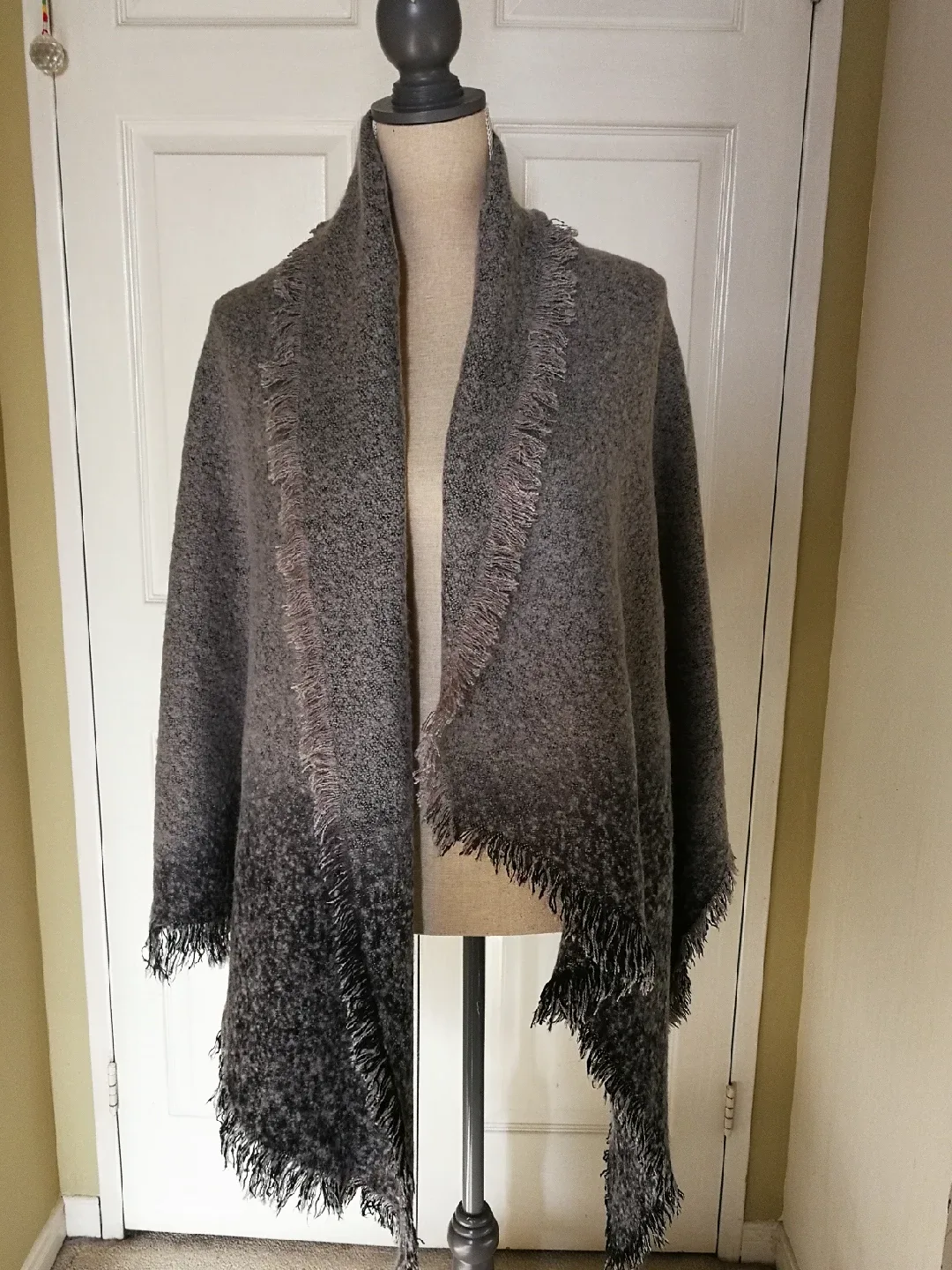 Brand New Grey Wool Blend Fringe Scarf Shawl image indicator(2)