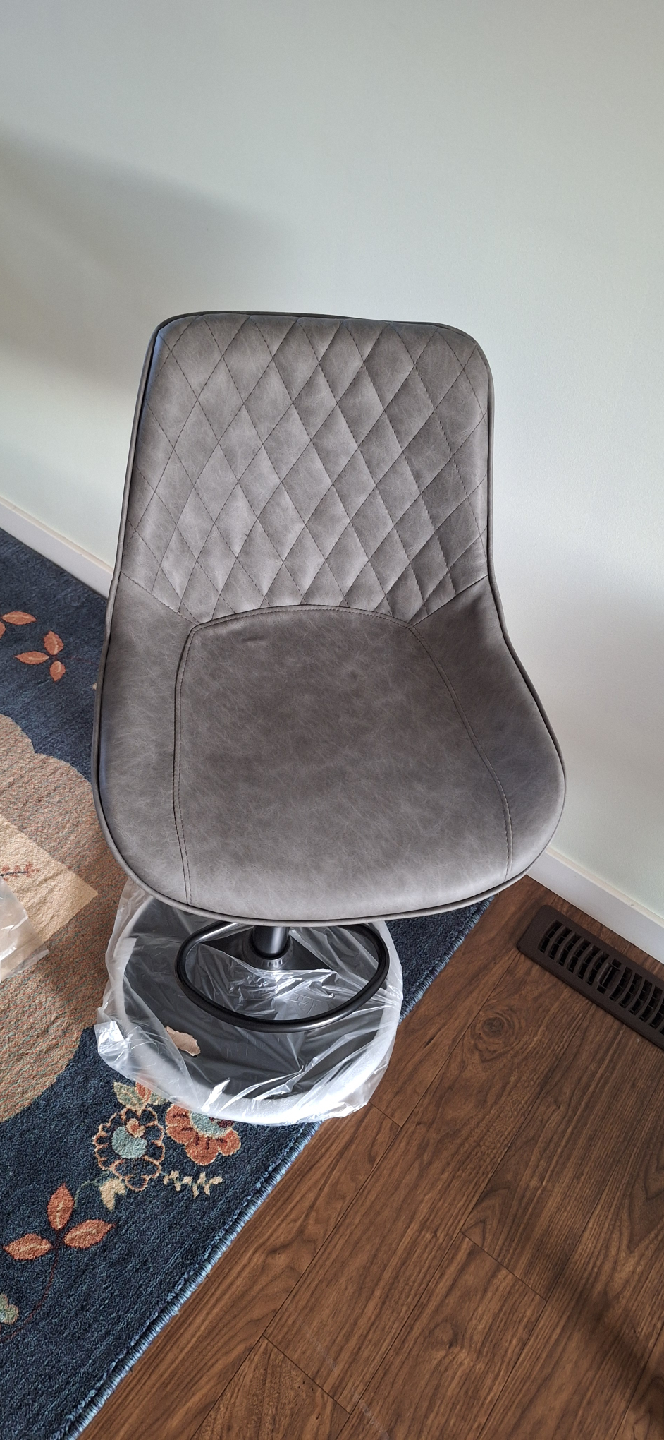 Grey Quilted Swivel Bar Stools - photo 3