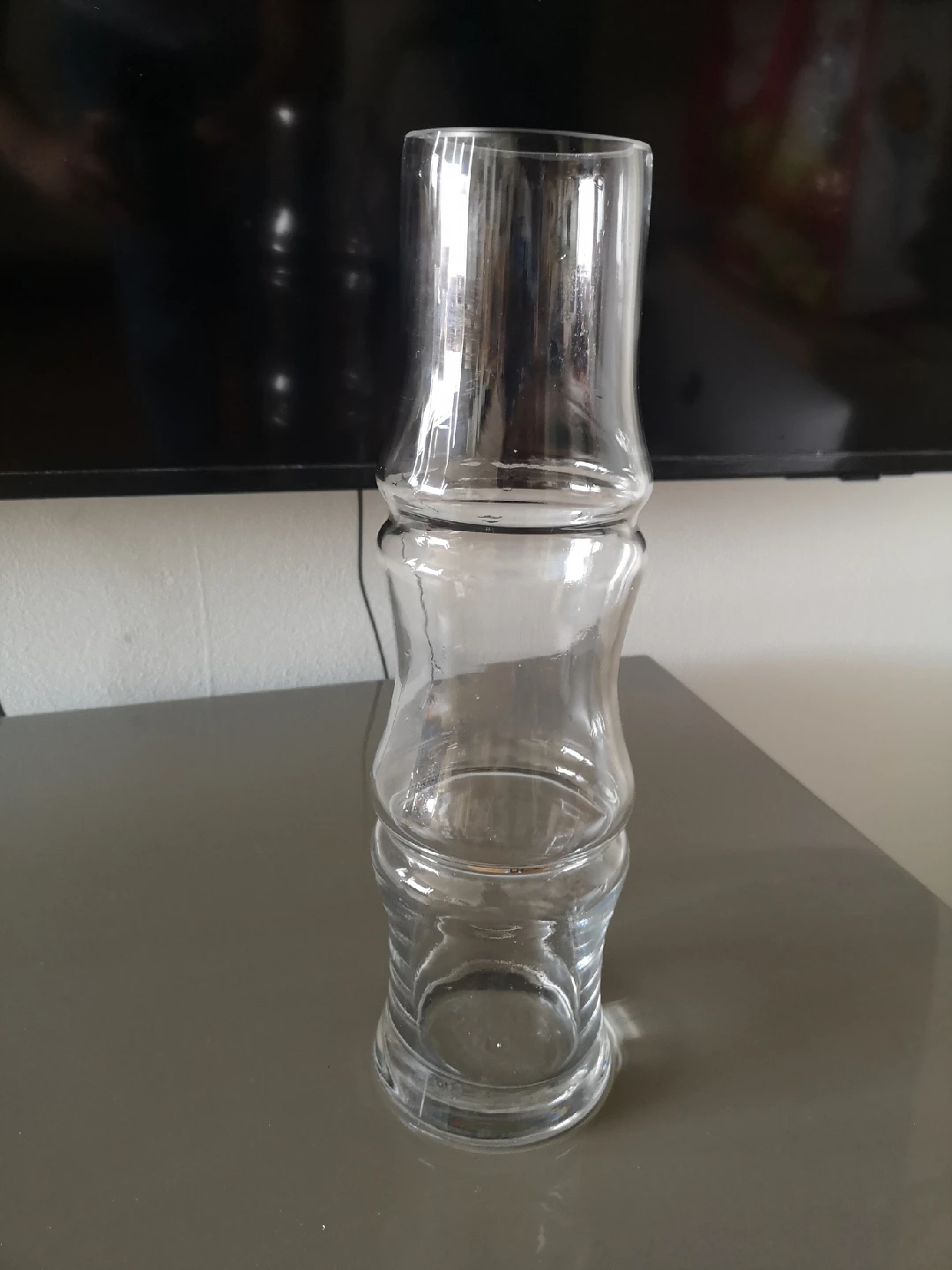 Clear Glass Vase - photo 3