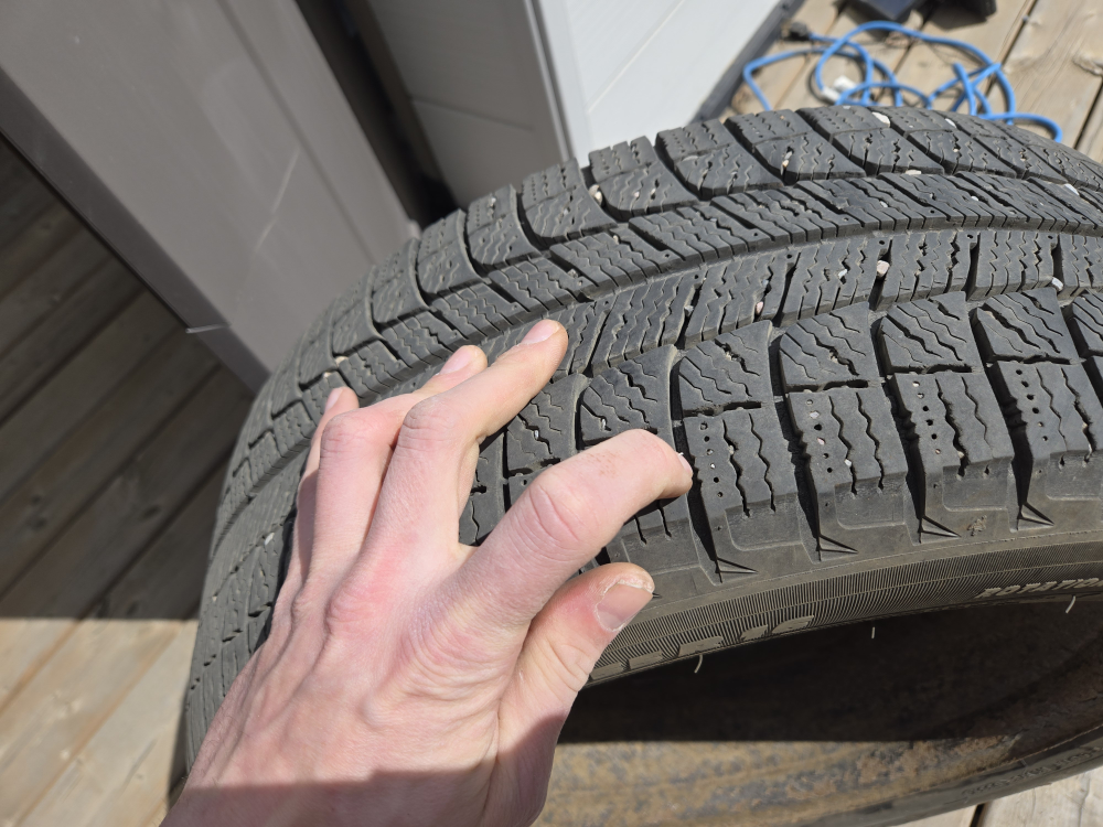 Set of 4 Used Winter Tires 205/55 R16 - photo 2