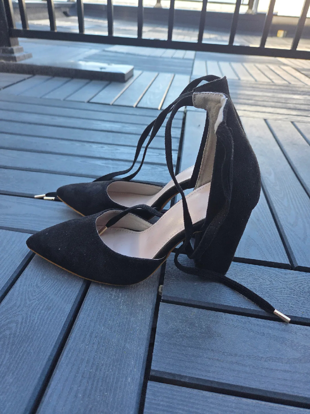Black Heels - Size 39 image indicator(2)