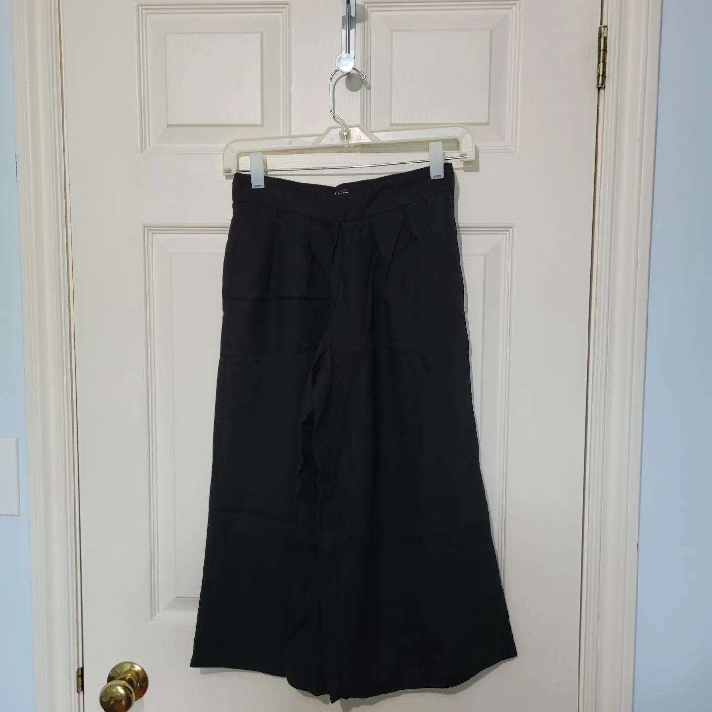 LOFT Petite Black Culottes image indicator(3)