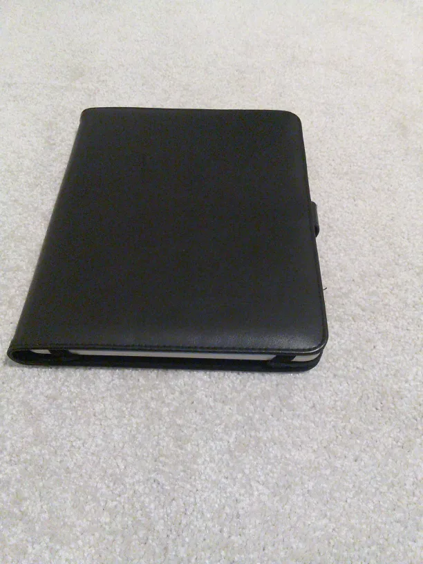 Apple iPad 32GB Model A1219 image indicator(7)