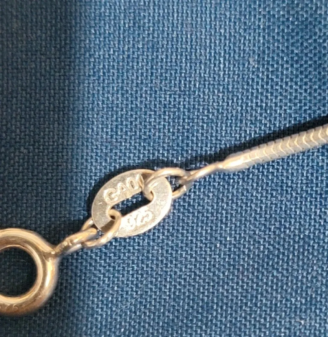 Gold Snake Chain Bracelet - 7.5 inches image indicator(3)