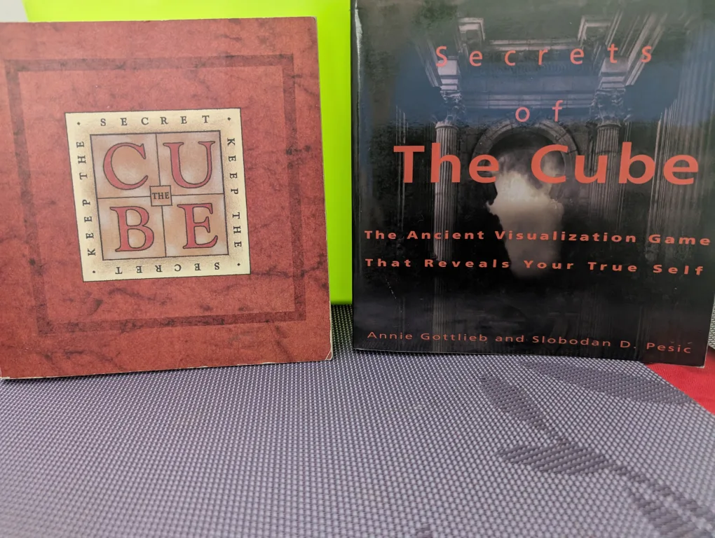 Keep the Secret of the Cube Books thumbnail