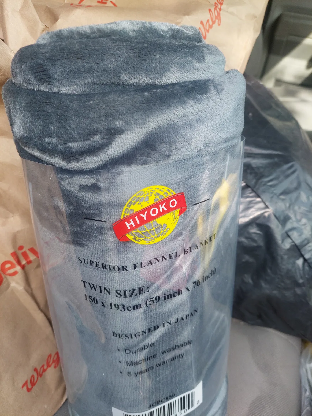 HIYOKO Superior Flannel Blanket - Twin Size thumbnail