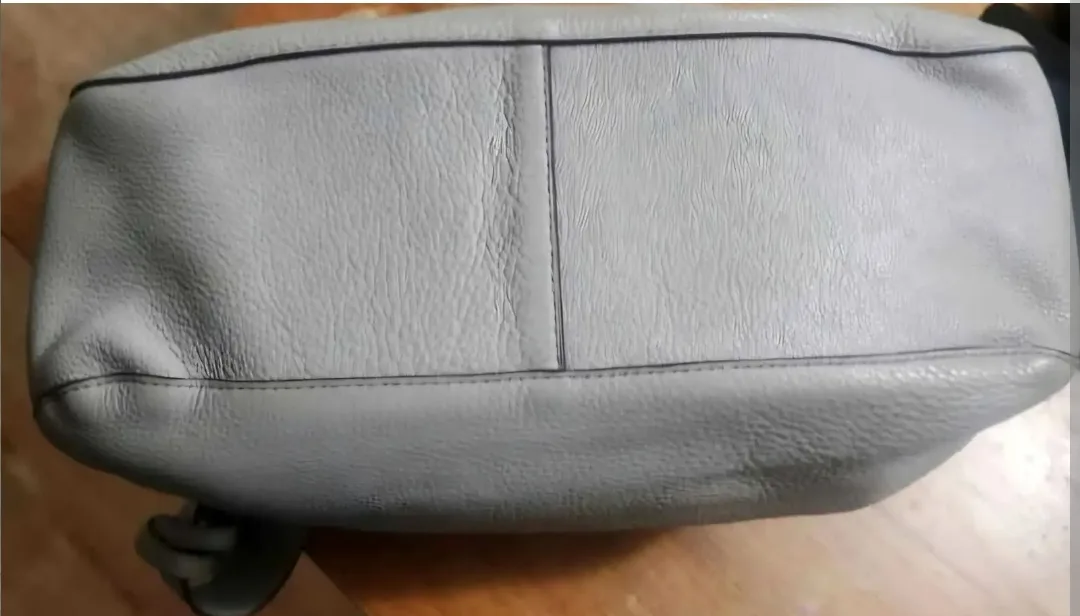 Michael Kors Grey Purse(Pickup only) image indicator(4)